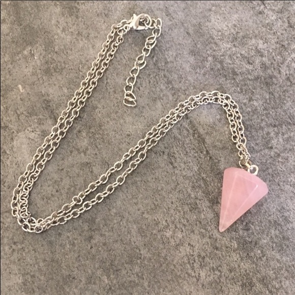 Natural Rose Quartz Silver Toned Alloy Necklace 💕 - Picture 2 of 7